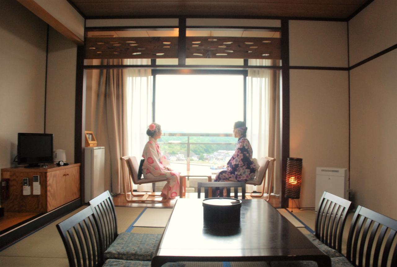 Castle Manai Hotel Anamizu Екстериор снимка